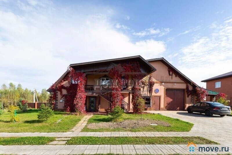 коттедж, 1200 м²