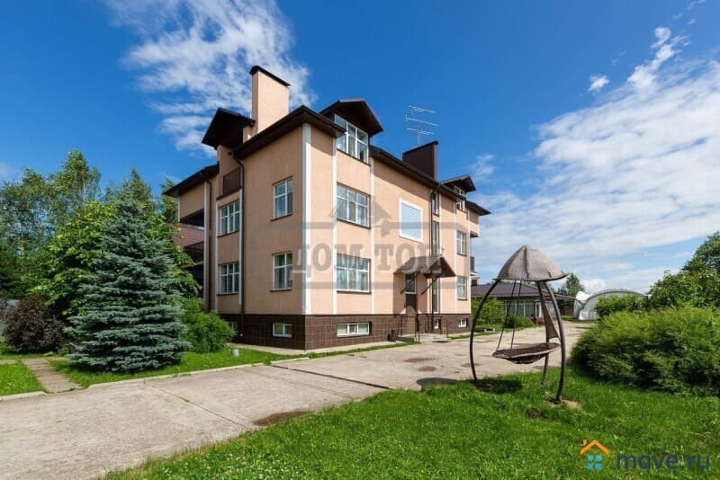 коттедж, 650 м²
