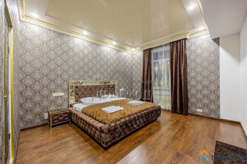 коттедж, 750 м²
