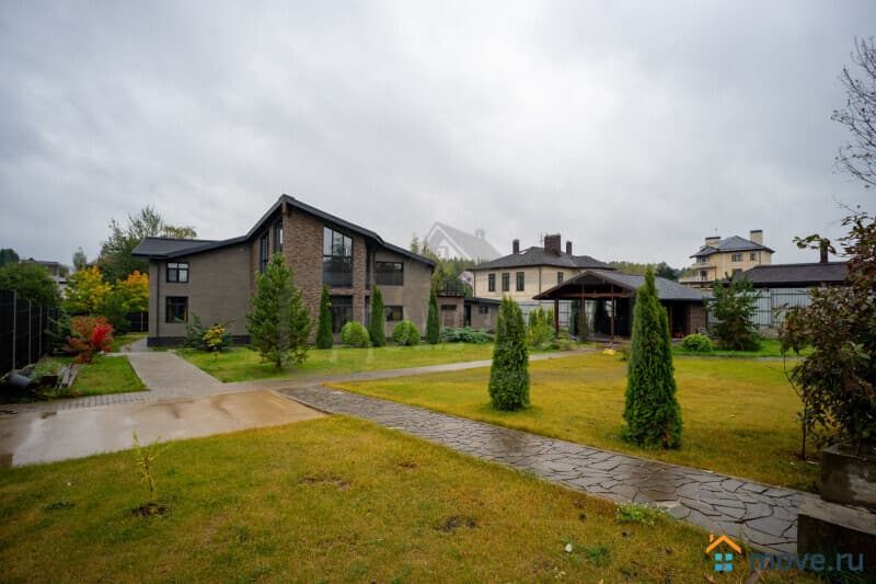 коттедж, 450 м²