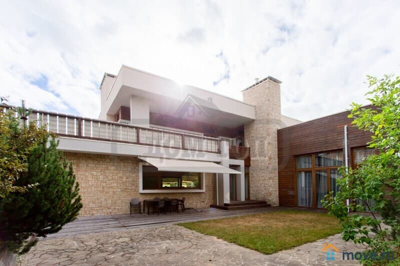 коттедж, 1000 м²