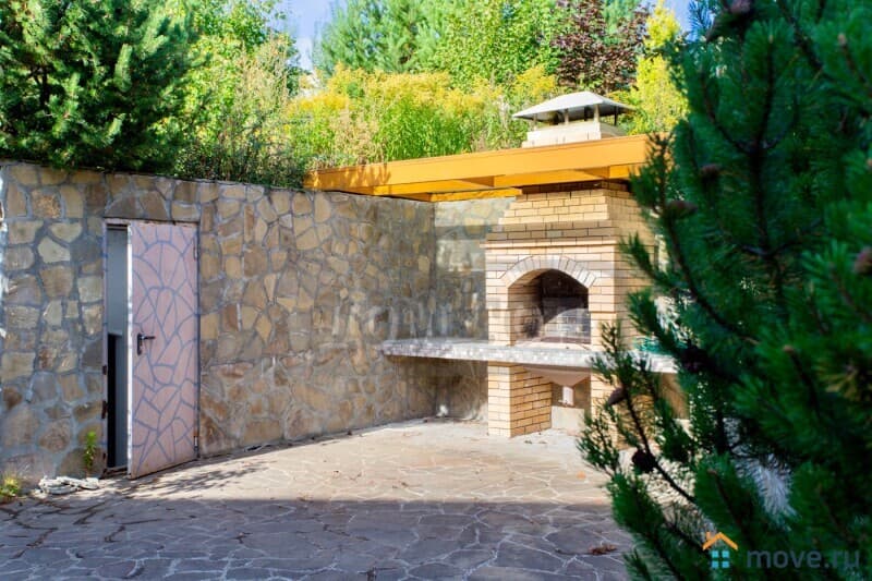 коттедж, 1000 м²