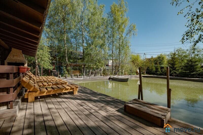 коттедж, 400 м&sup2;