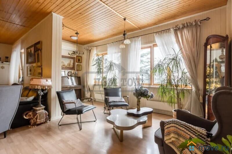 коттедж, 470 м²