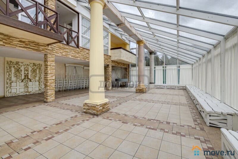 коттедж, 1150 м²