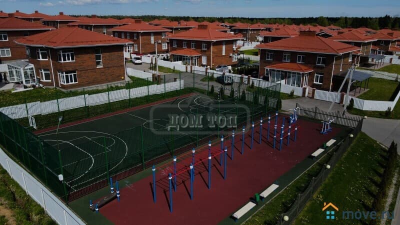 коттедж, 150 м²