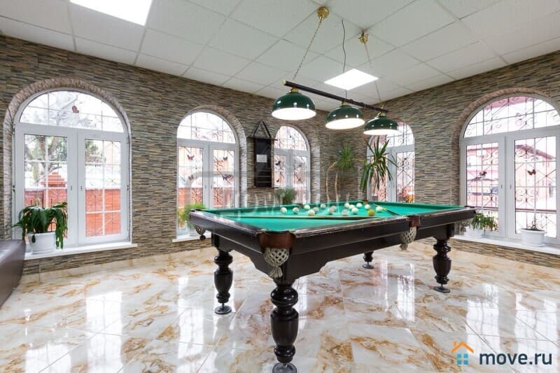 коттедж, 450 м²