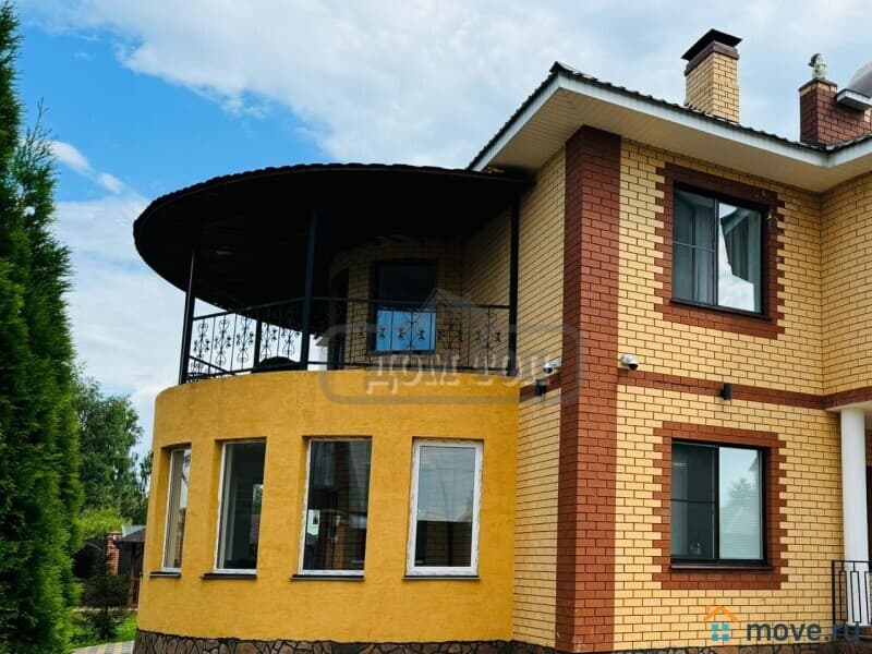 коттедж, 400 м²