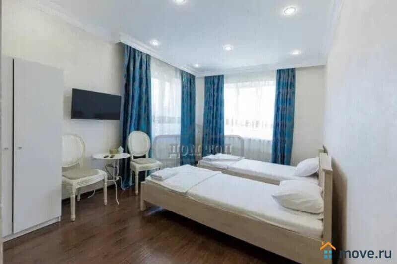 коттедж, 400 м²