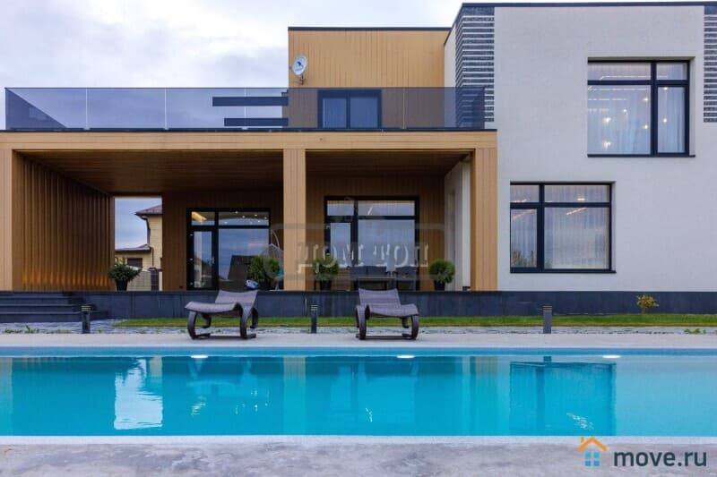 коттедж, 380 м²