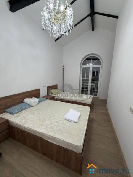 коттедж, 550 м&sup2;