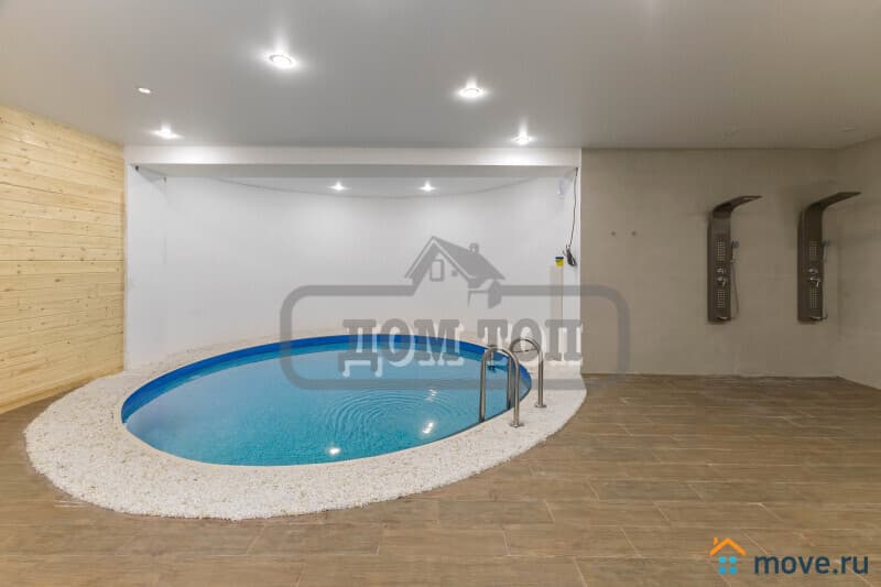 коттедж, 550 м&sup2;