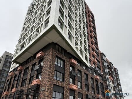 Продаем 4-комнатную квартиру, 118 м&sup2;, Пермь, улица Дзержинского, 29б