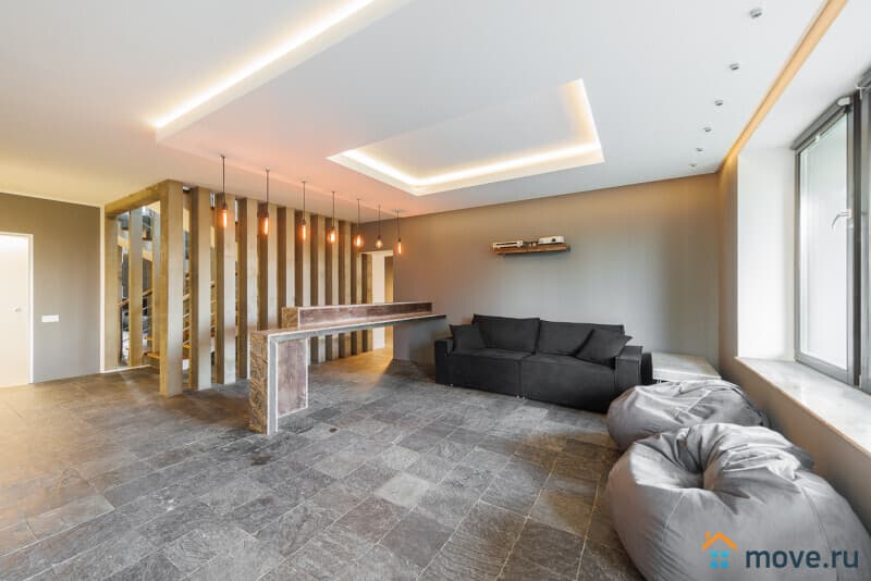 коттедж, 750 м²