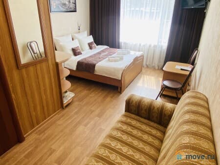 Сдается посуточно койко-место, 150 м&sup2;, Михайловка, улица Б.Хмельницкого, 9Б