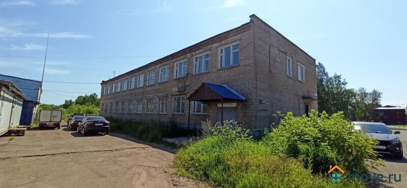 отдельное здание, 896 м²