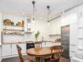 Снять трехкомнатную квартиру, 98 м², этаж 4 из 4. Фото 1