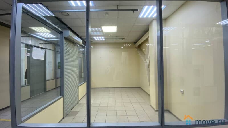 торговое помещение, 13.6 м²