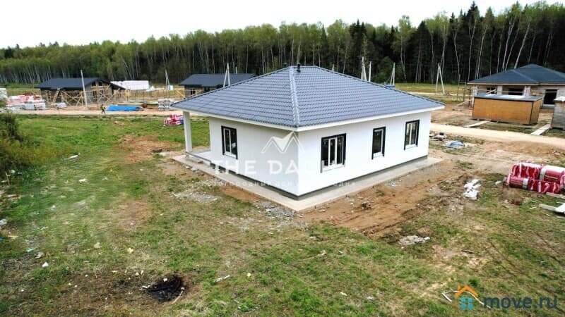 дом, 122.1 м²