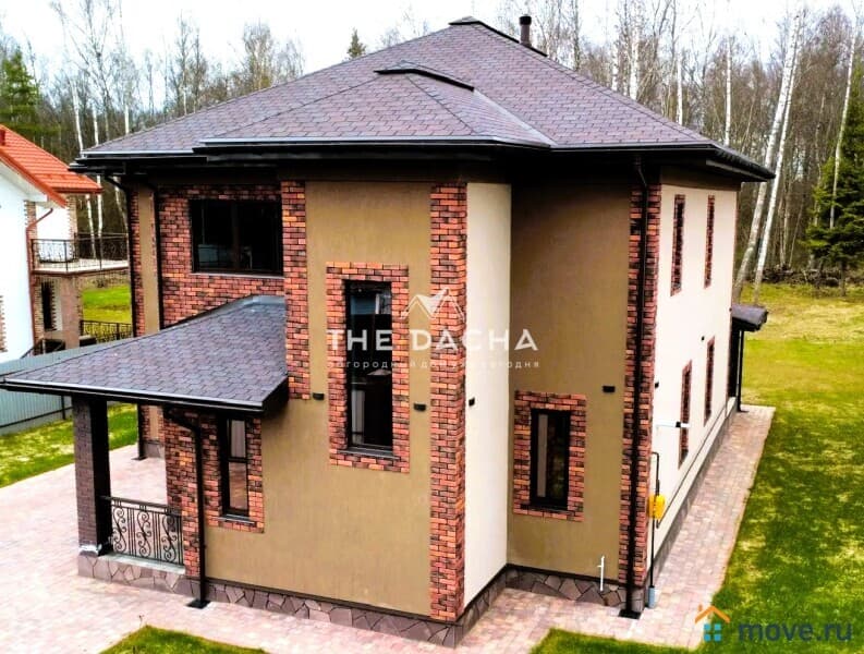 дом, 300.7 м&sup2;