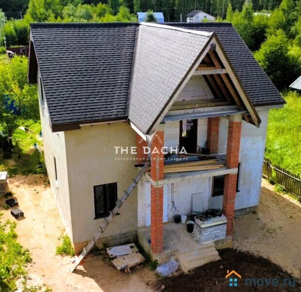 дом, 151.8 м&sup2;