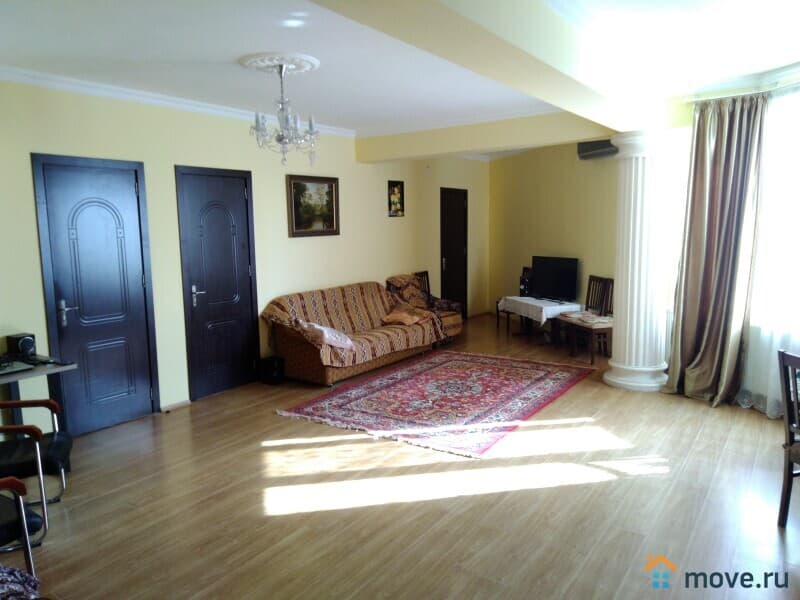 4-комн. квартира, 110 м²