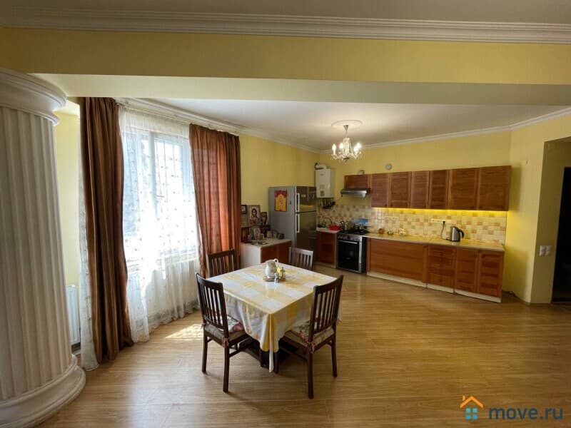 4-комн. квартира, 110 м²