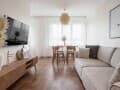 Снять трехкомнатную квартиру посуточно, 72 м², этаж 6 из 9. Фото 1