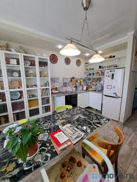 3-комн. квартира, 64 м²