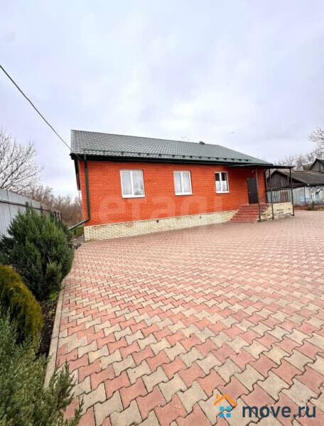 дом, 179 м²