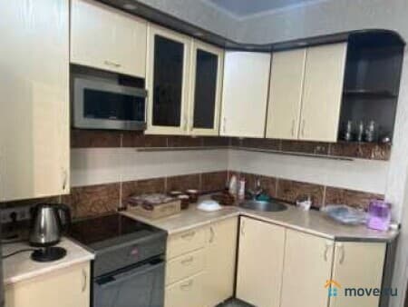Сдам 2-комнатную квартиру, 51 м², Новокузнецк, улица Шолохова, 13