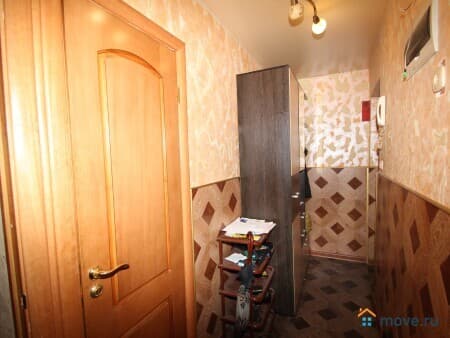 Продам 2-комнатную квартиру, 45 м², Мурманск, улица Марата, 6