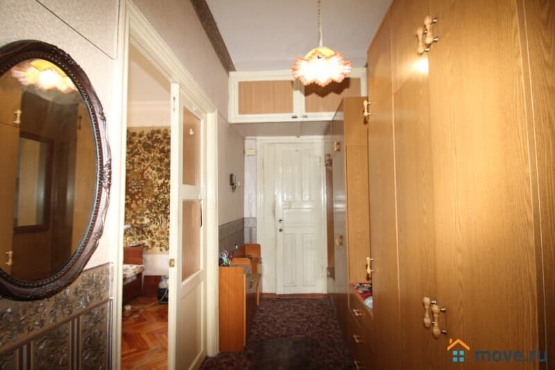 2-комн. квартира, 561 м²