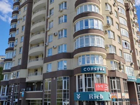 Сдается 2-комнатная квартира, 47 м², Оренбург, улица Чкалова, 53/3