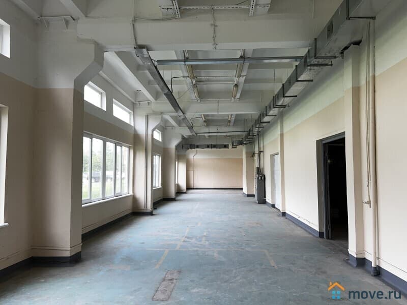 свободного назначения, 650 м&sup2;