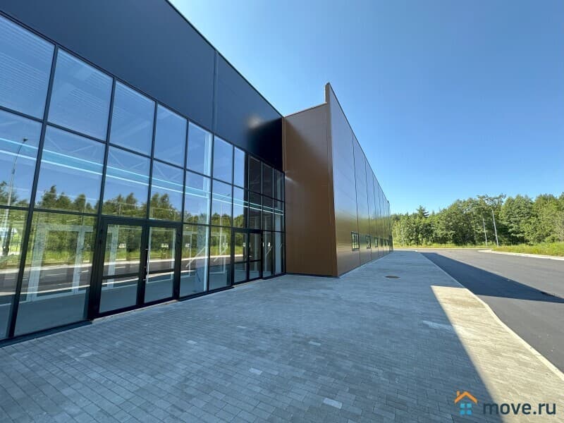 нежилое здание, 11386 м²