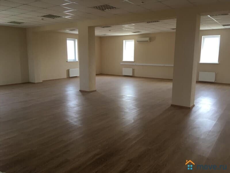 нежилое здание, 1163 м&sup2;