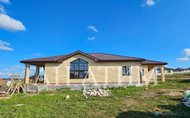 дом, 203 м&sup2;