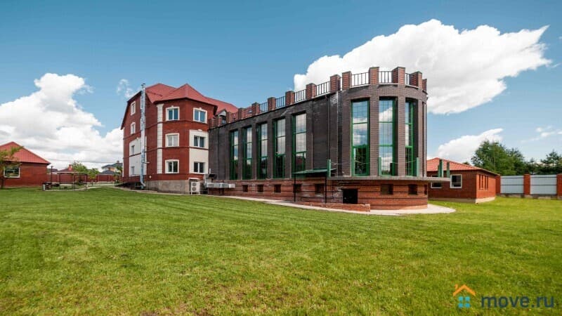 коттедж, 1200 м²