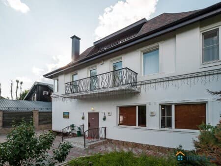 Сдаю коттедж на сутки