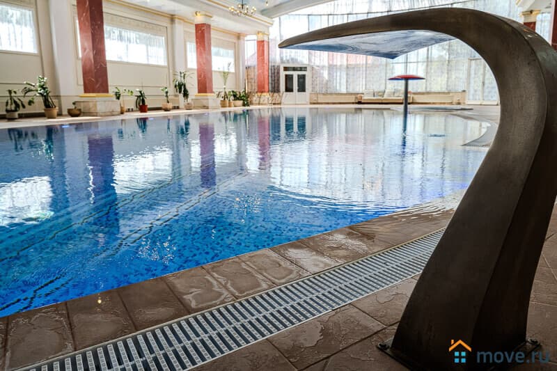 коттедж, 9000 м²