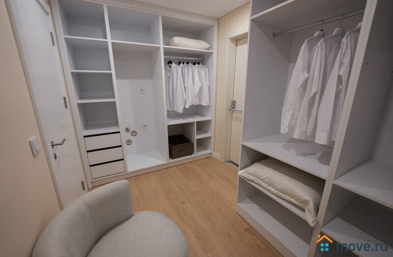 4-комн. квартира, 186 м²