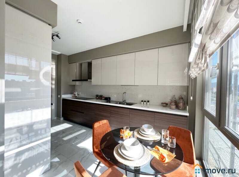 3-комн. квартира, 129 м²