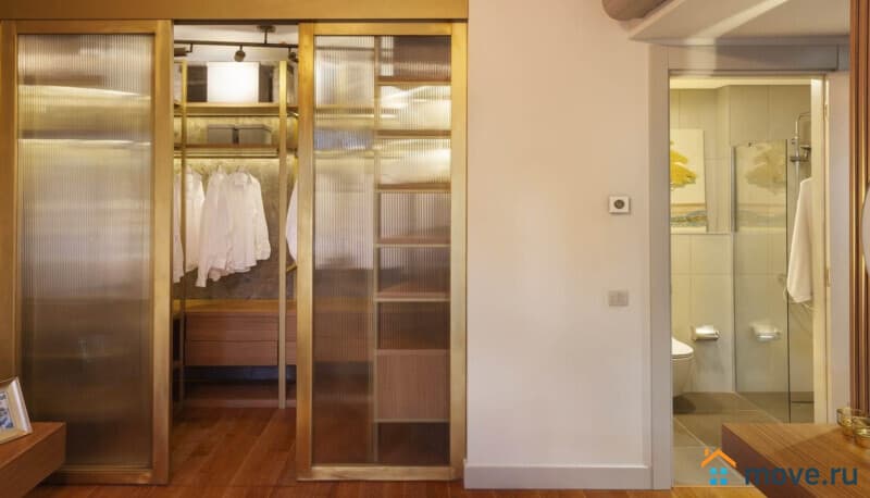 4-комн. квартира, 136 м²