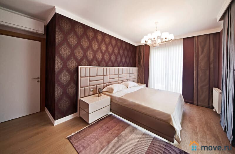 3-комн. квартира, 130 м²