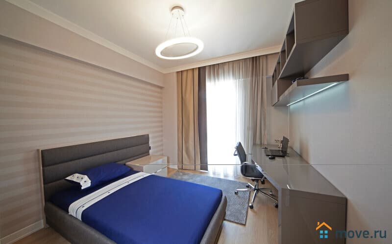 4-комн. квартира, 145 м²