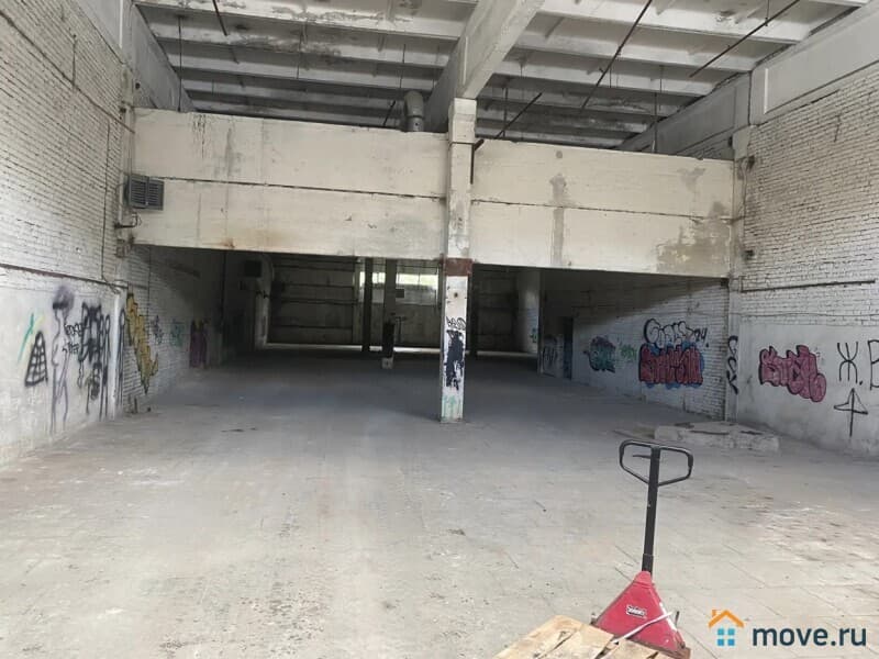 склад, 653.5 м&sup2;