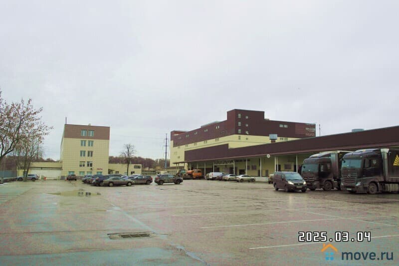 свободного назначения, 2600 м²