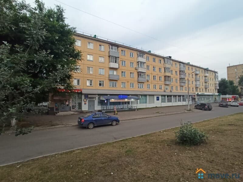 свободного назначения, 300 м²