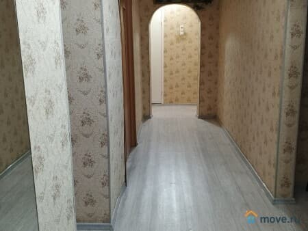 Продажа 5-комнатной квартиры, 95.7 м&sup2;, Екатеринбург, улица Красина, 4